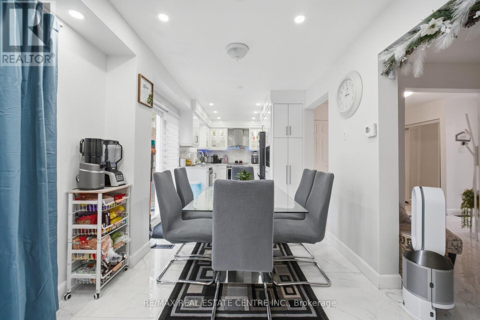 98 Cassander Crescent, Brampton, Ontario  L6Z 1Z2 - Photo 18 - W12958420