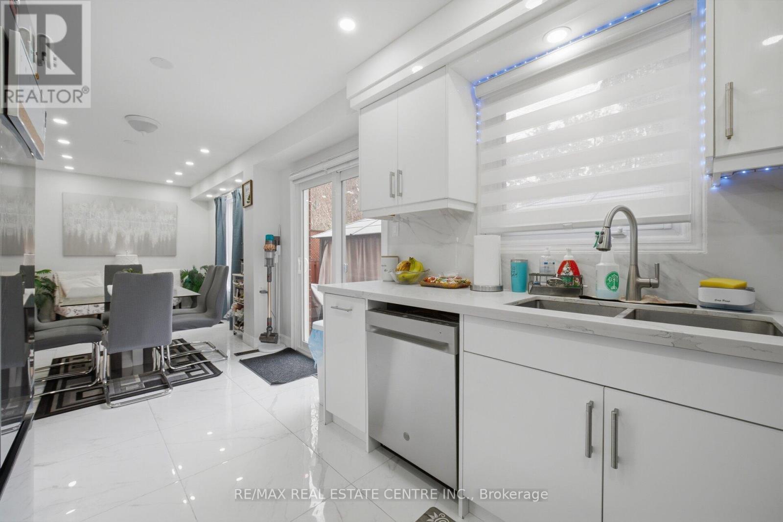 98 Cassander Crescent, Brampton, Ontario  L6Z 1Z2 - Photo 26 - W12958420