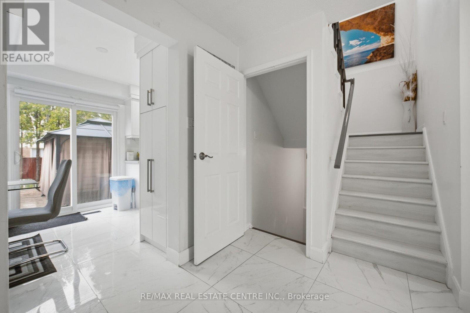 98 Cassander Crescent, Brampton, Ontario  L6Z 1Z2 - Photo 40 - W12958420