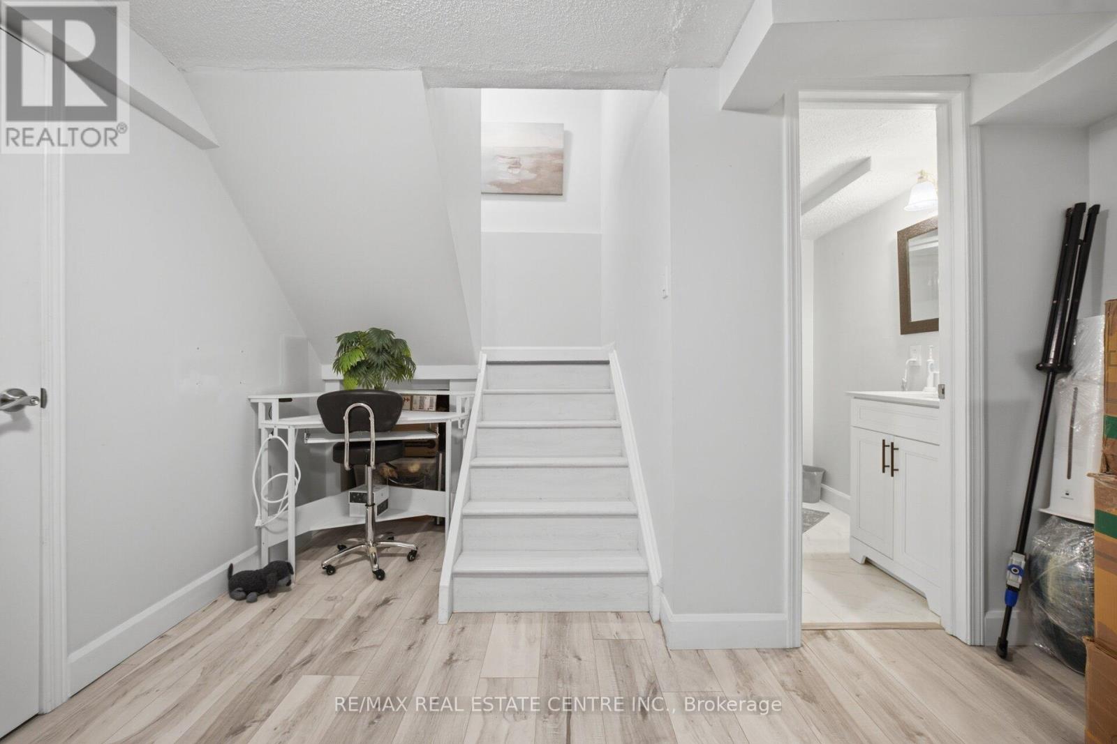 98 Cassander Crescent, Brampton, Ontario  L6Z 1Z2 - Photo 41 - W12958420