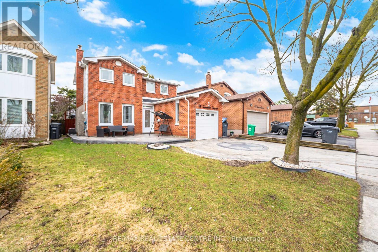 98 Cassander Crescent, Brampton, Ontario  L6Z 1Z2 - Photo 5 - W12958420