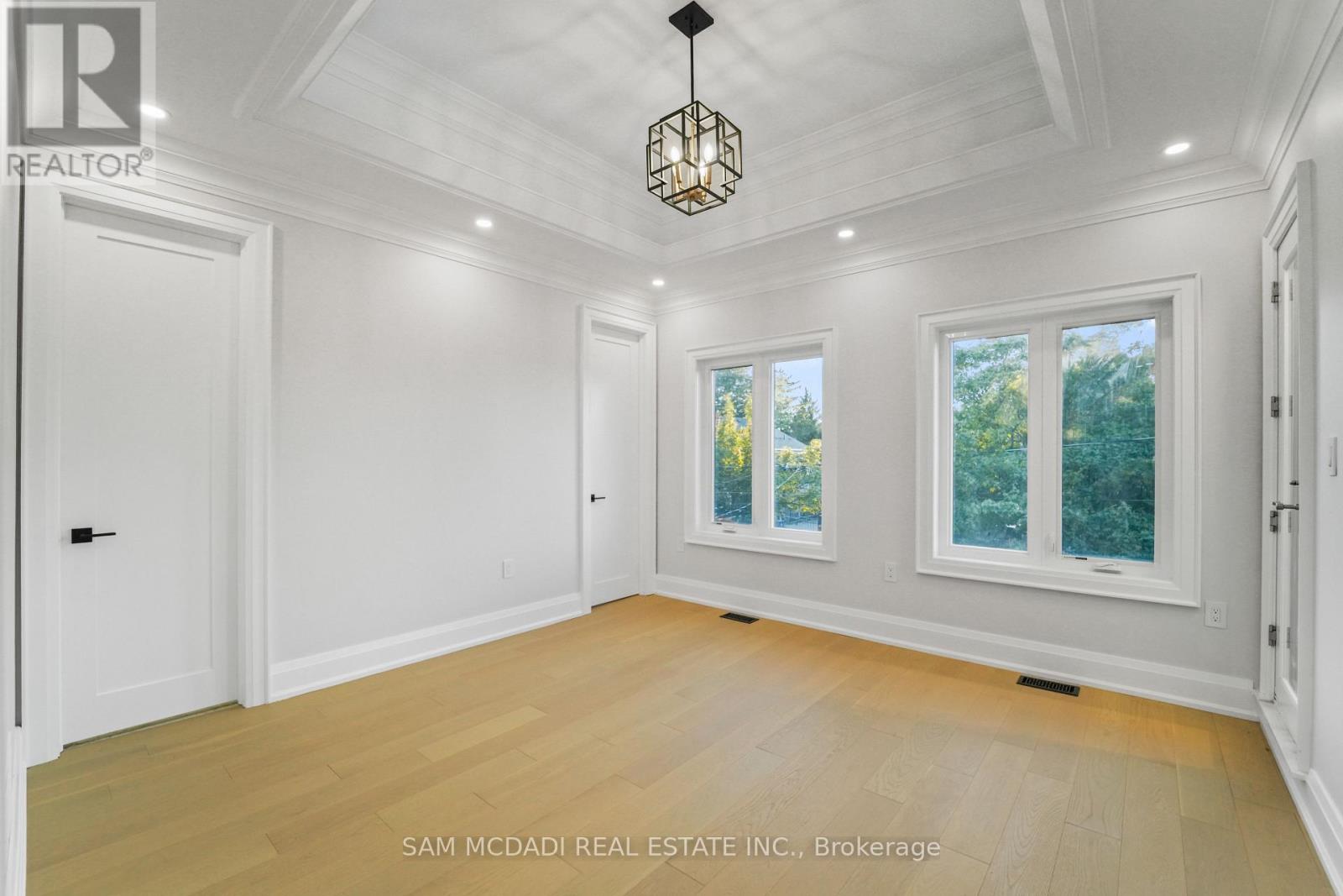 303 Delta Street, Toronto, Ontario  M8W 4G1 - Photo 22 - W12958422