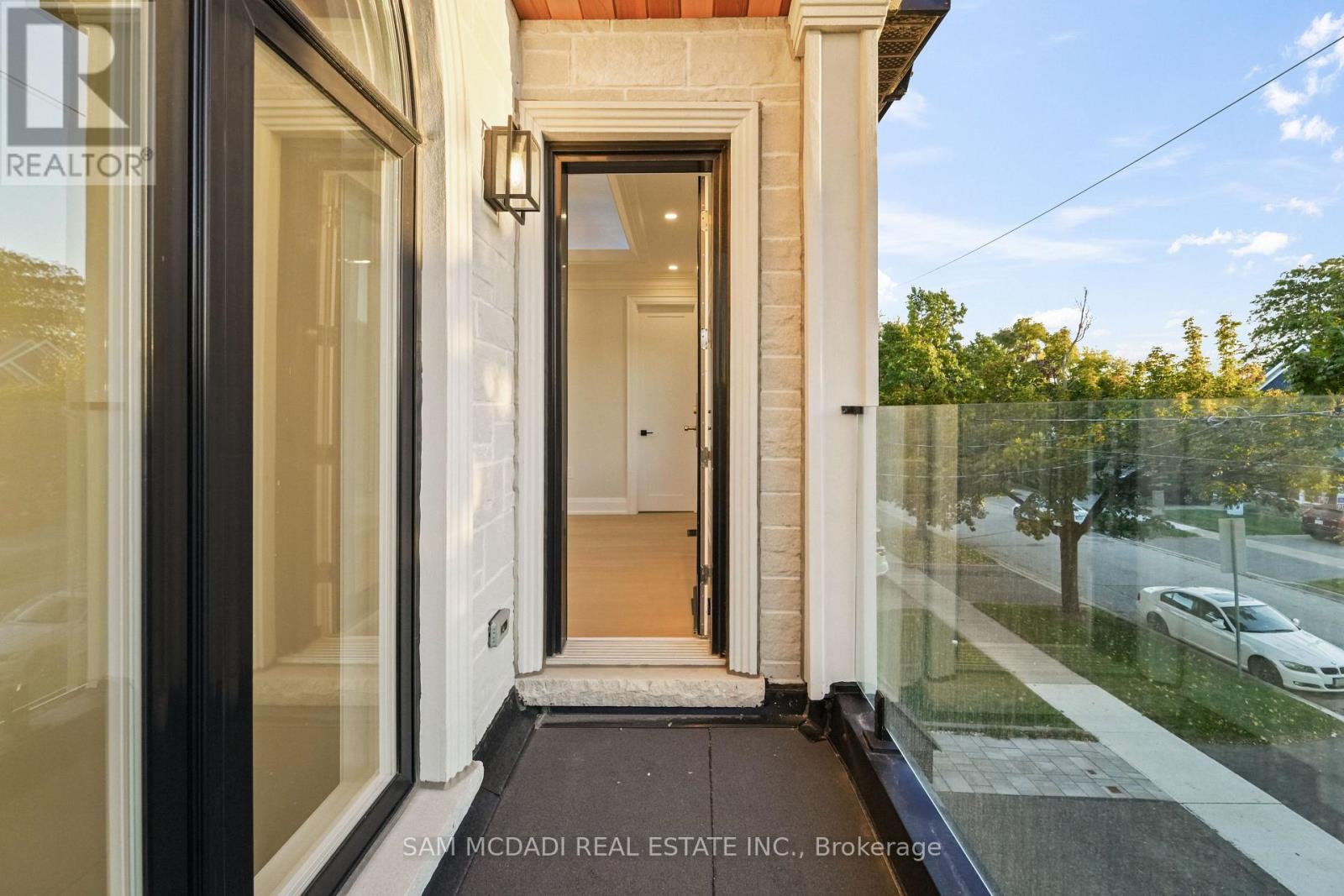 303 Delta Street, Toronto, Ontario  M8W 4G1 - Photo 24 - W12958422