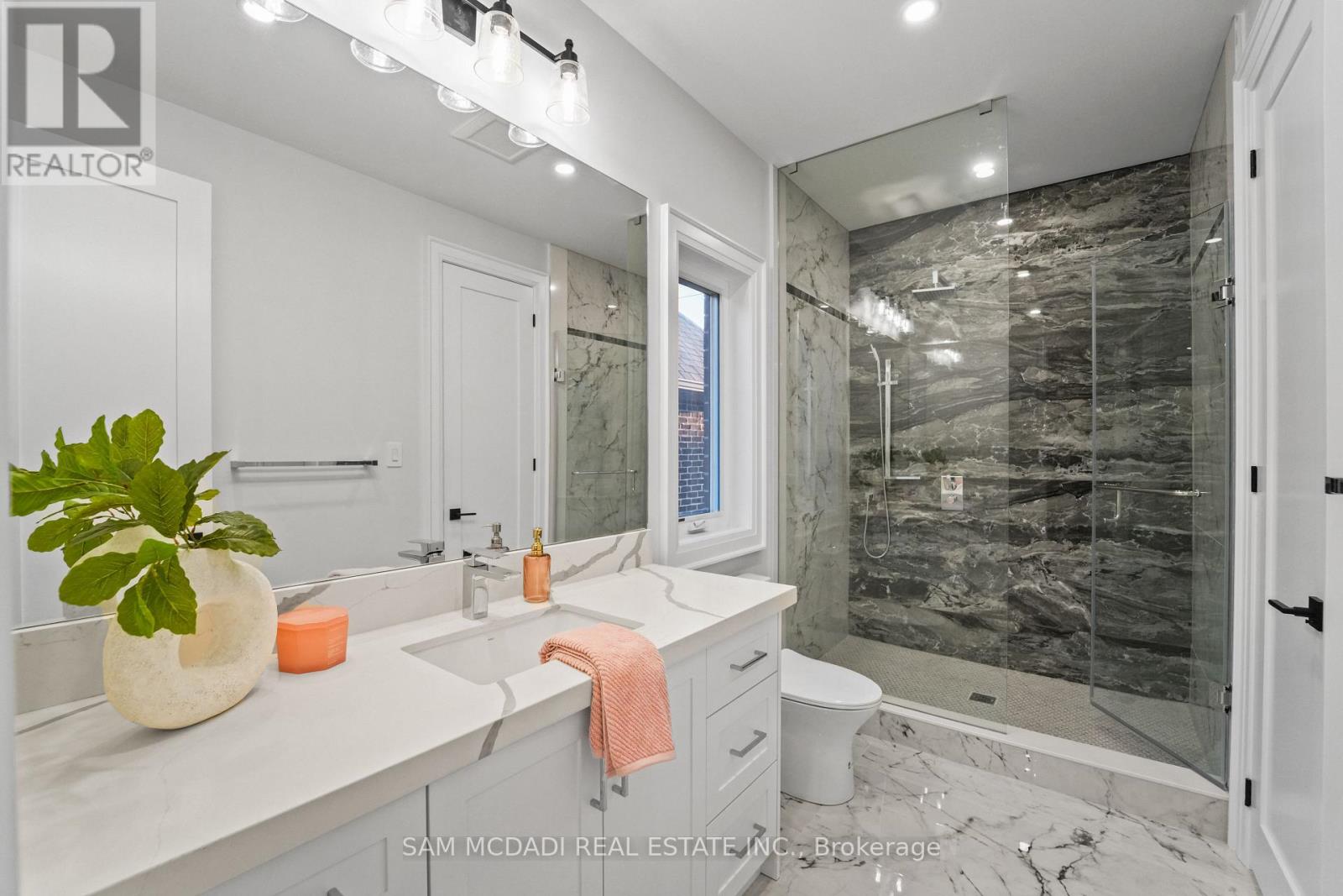 303 Delta Street, Toronto, Ontario  M8W 4G1 - Photo 26 - W12958422