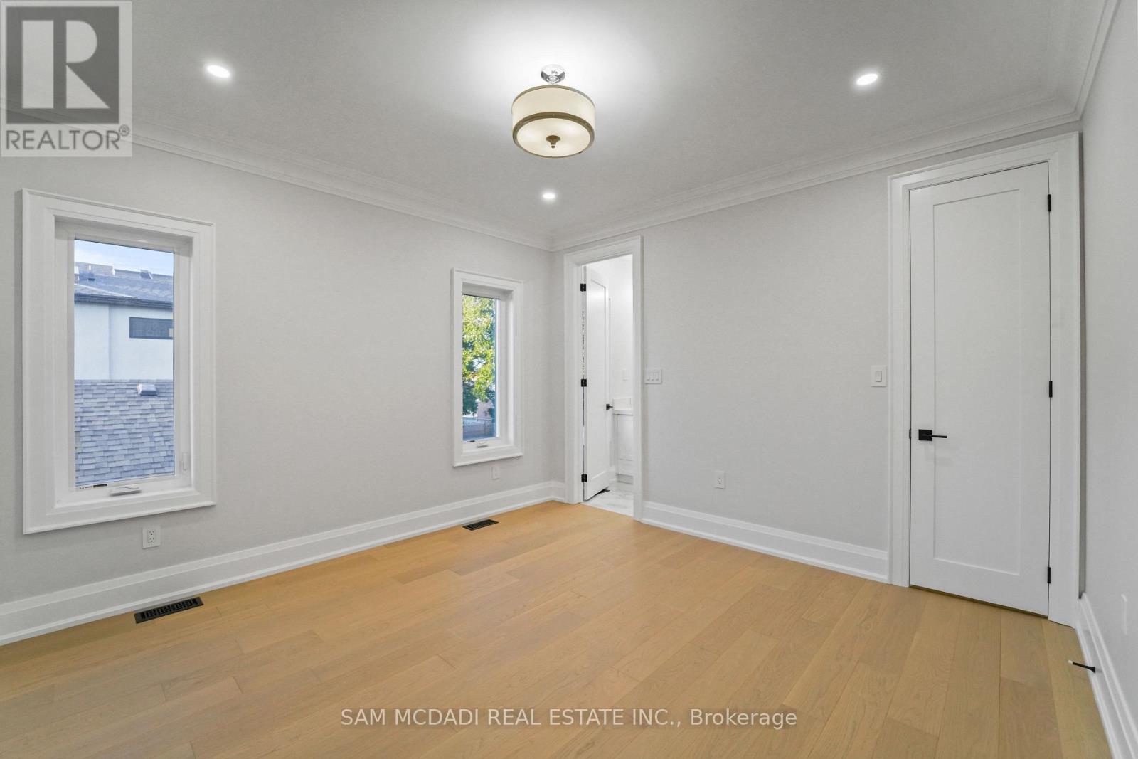 303 Delta Street, Toronto, Ontario  M8W 4G1 - Photo 30 - W12958422