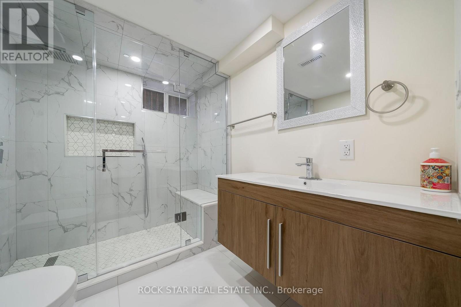 Lower - 78 Leaside Drive, St. Catharines, Ontario  L2M 4G5 - Photo 6 - X12958464