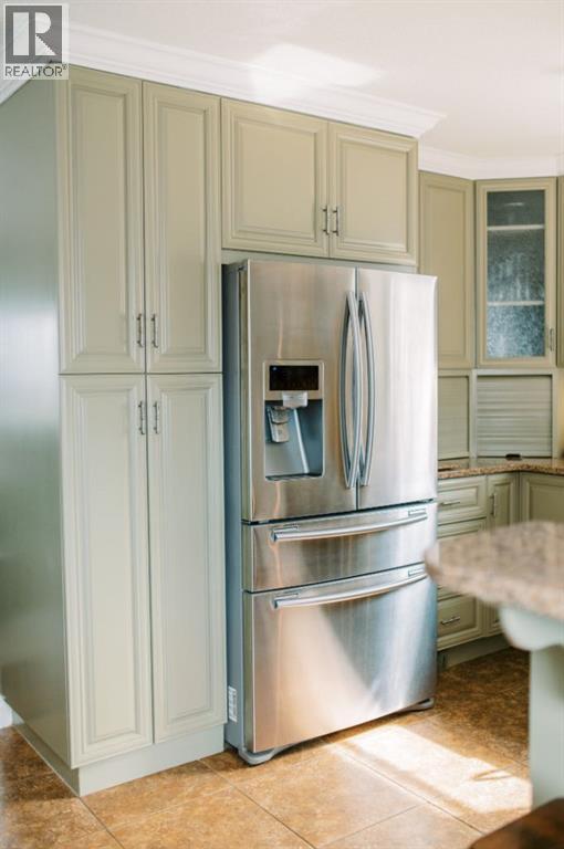 3812 61a Street, Stettler, Alberta  T4K 1G4 - Photo 12 - A2294520