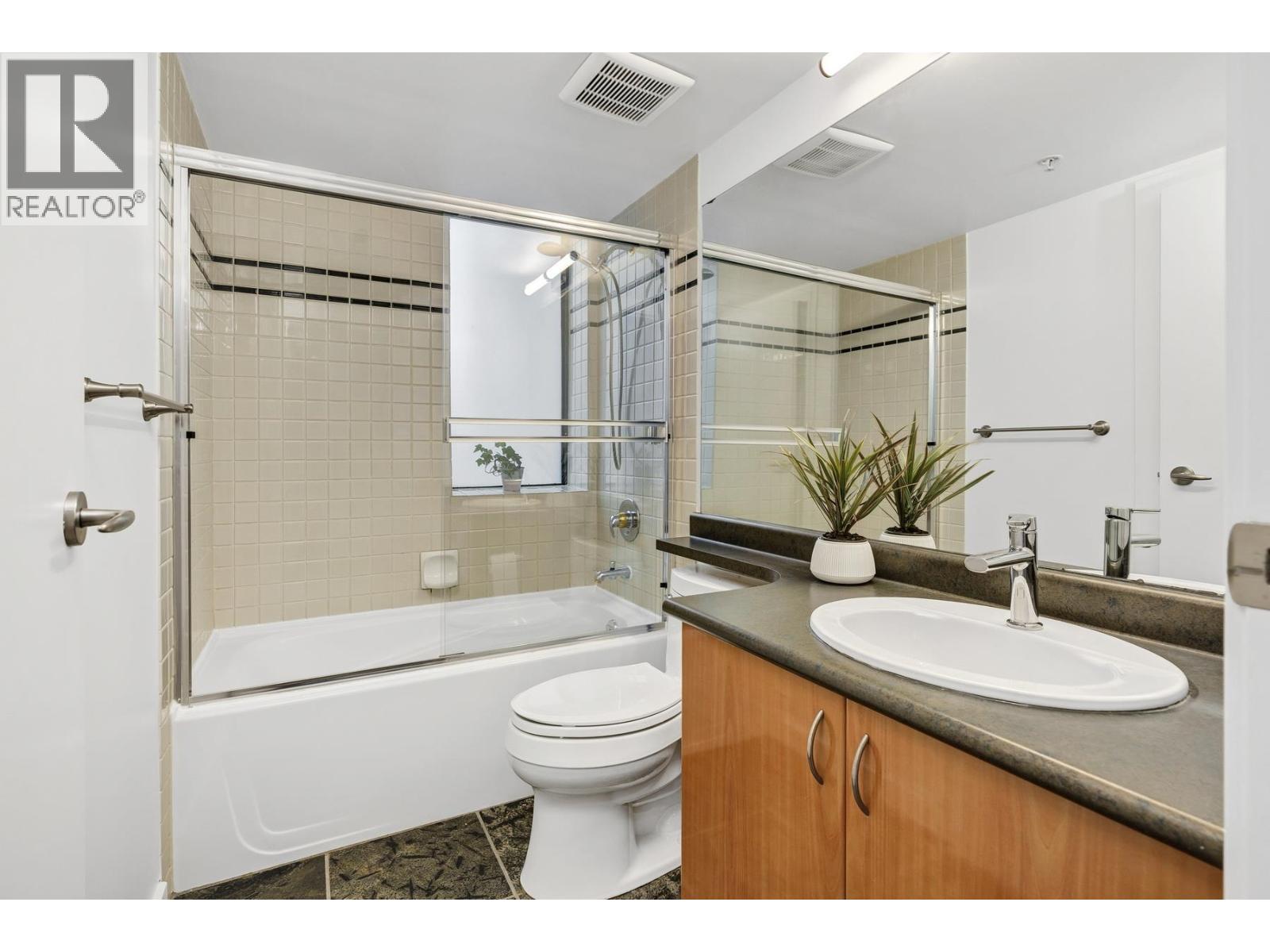 308 1688 Robson Street, Vancouver, British Columbia  V6G 1C7 - Photo 12 - R3105686