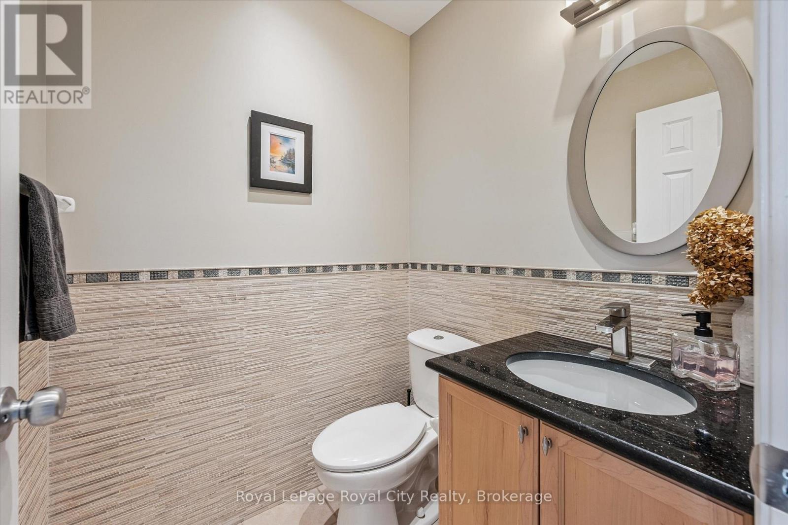 87 Law Drive, Guelph, Ontario  N1E 7J7 - Photo 14 - X12898684