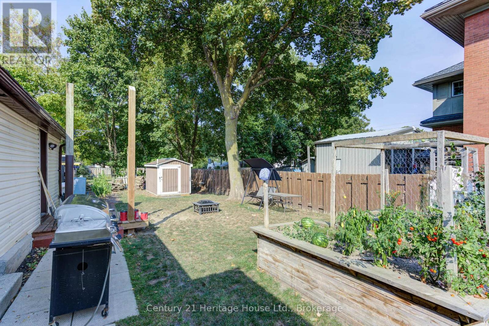 276 12th Street, Hanover, Ontario  N4N 1V3 - Photo 31 - X12950450