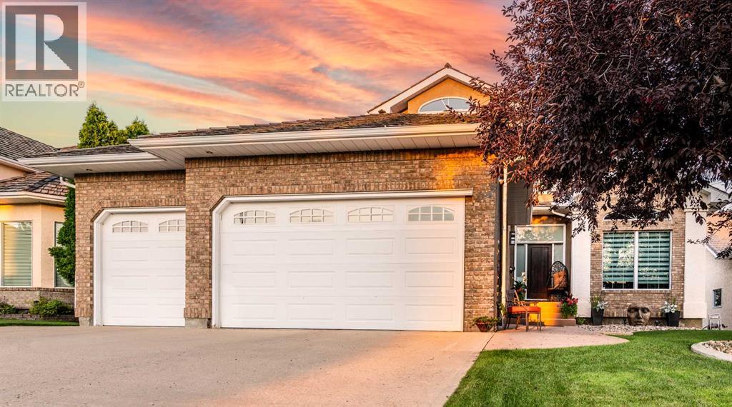 59 Taylor Boulevard Se, Medicine Hat, Alberta  T1B 4A5 - Photo 1 - A2298015