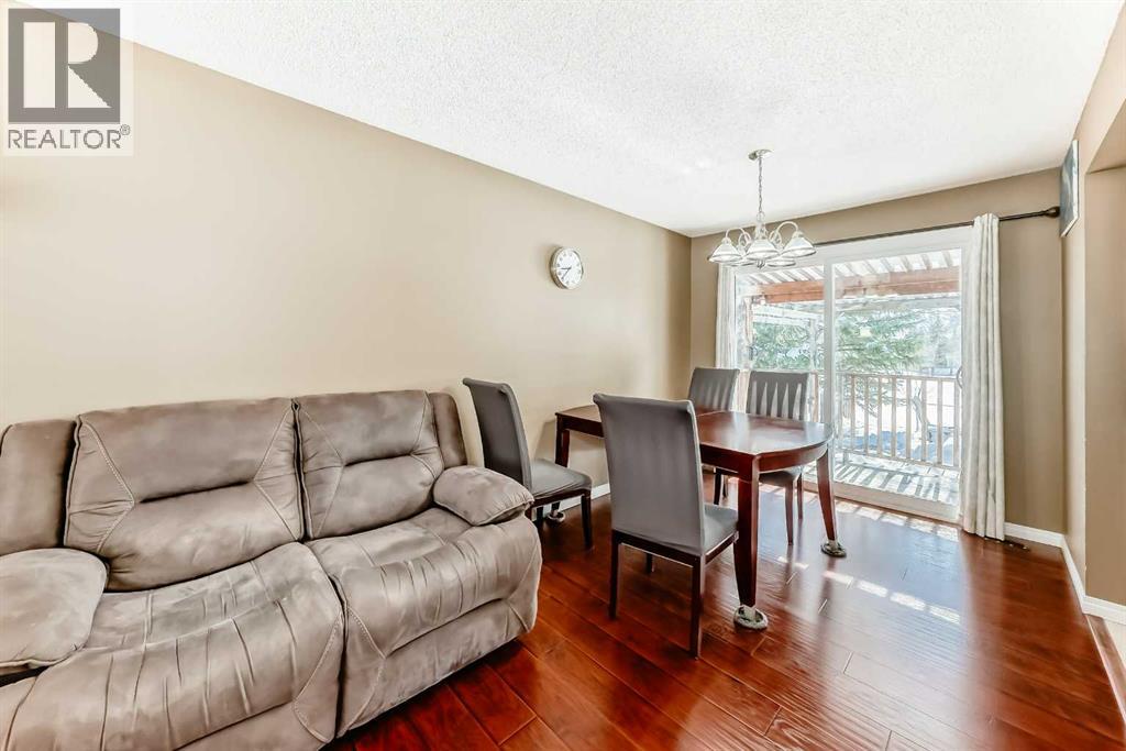 271 Dalhurst Way NW, Calgary, Alberta  T3A 1P3 - Photo 20 - A2297481