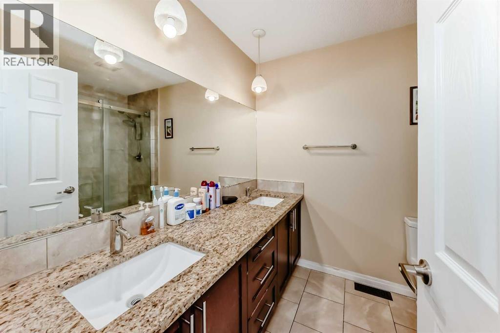 271 Dalhurst Way NW, Calgary, Alberta  T3A 1P3 - Photo 32 - A2297481