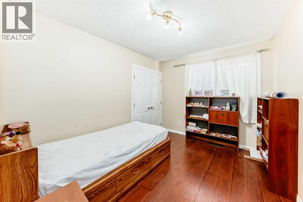 271 Dalhurst Way NW, Calgary, Alberta  T3A 1P3 - Photo 28 - A2297481