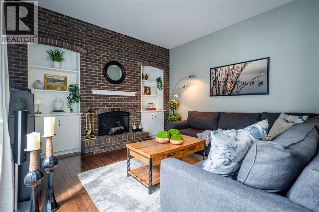 5617 Dalcastle Hill NW, Calgary, Alberta  T3A 2A2 - Photo 11 - A2297471