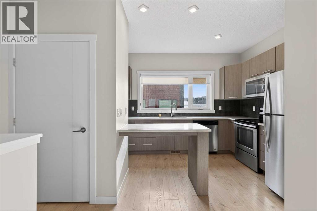 1007, 218 Sherwood Square NW, Calgary, Alberta  T3R 0Y2 - Photo 7 - A2295383