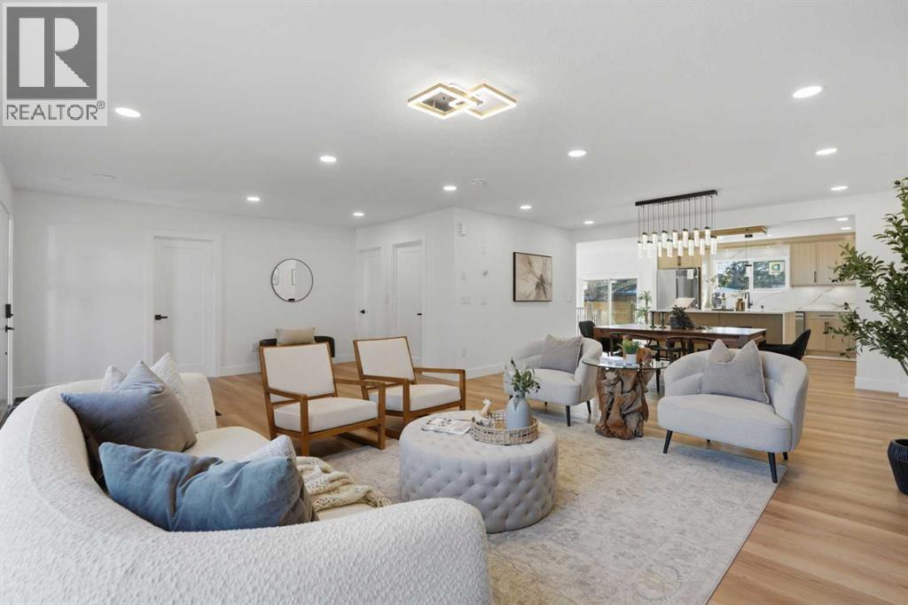 1303 87 Avenue SW, Calgary, Alberta  T2V 0W2 - Photo 7 - A2297184