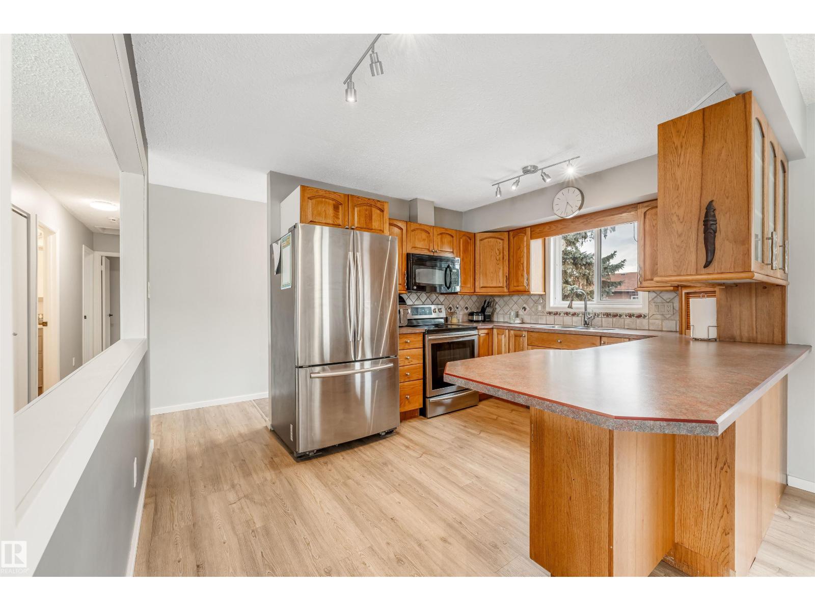 2437 89 St Nw, Edmonton, Alberta  T6K 2Y8 - Photo 10 - E4480731