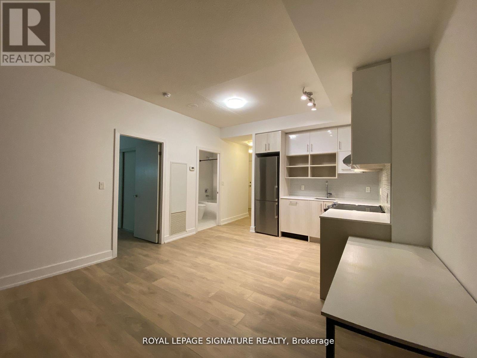 807 - 150 Fairview Mall Drive, Toronto, Ontario  M2J 4T1 - Photo 5 - C12958518