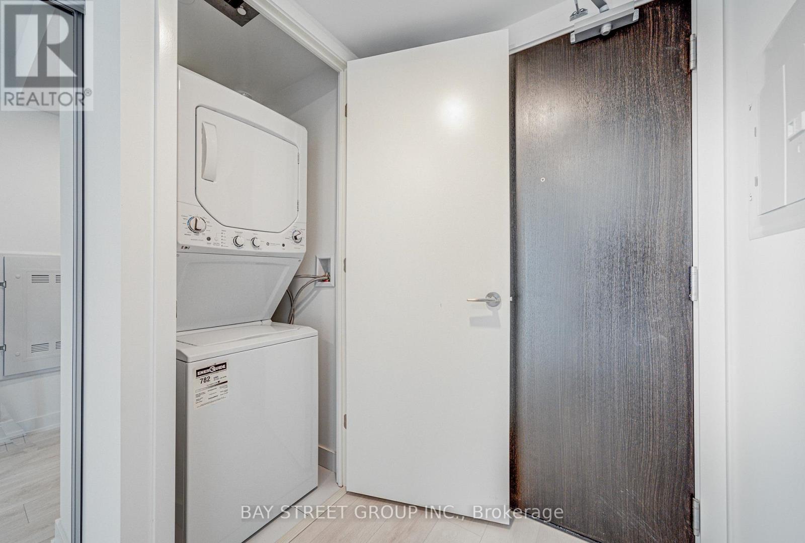 1505 - 501 Yonge Street, Toronto, Ontario  M4Y 0G8 - Photo 21 - C12958520