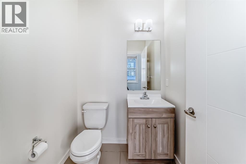 35 Nolan Hill Boulevard, Calgary, Alberta  T3R 0S5 - Photo 22 - A2277279