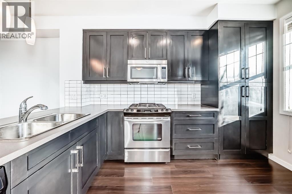 35 Nolan Hill Boulevard, Calgary, Alberta  T3R 0S5 - Photo 4 - A2277279