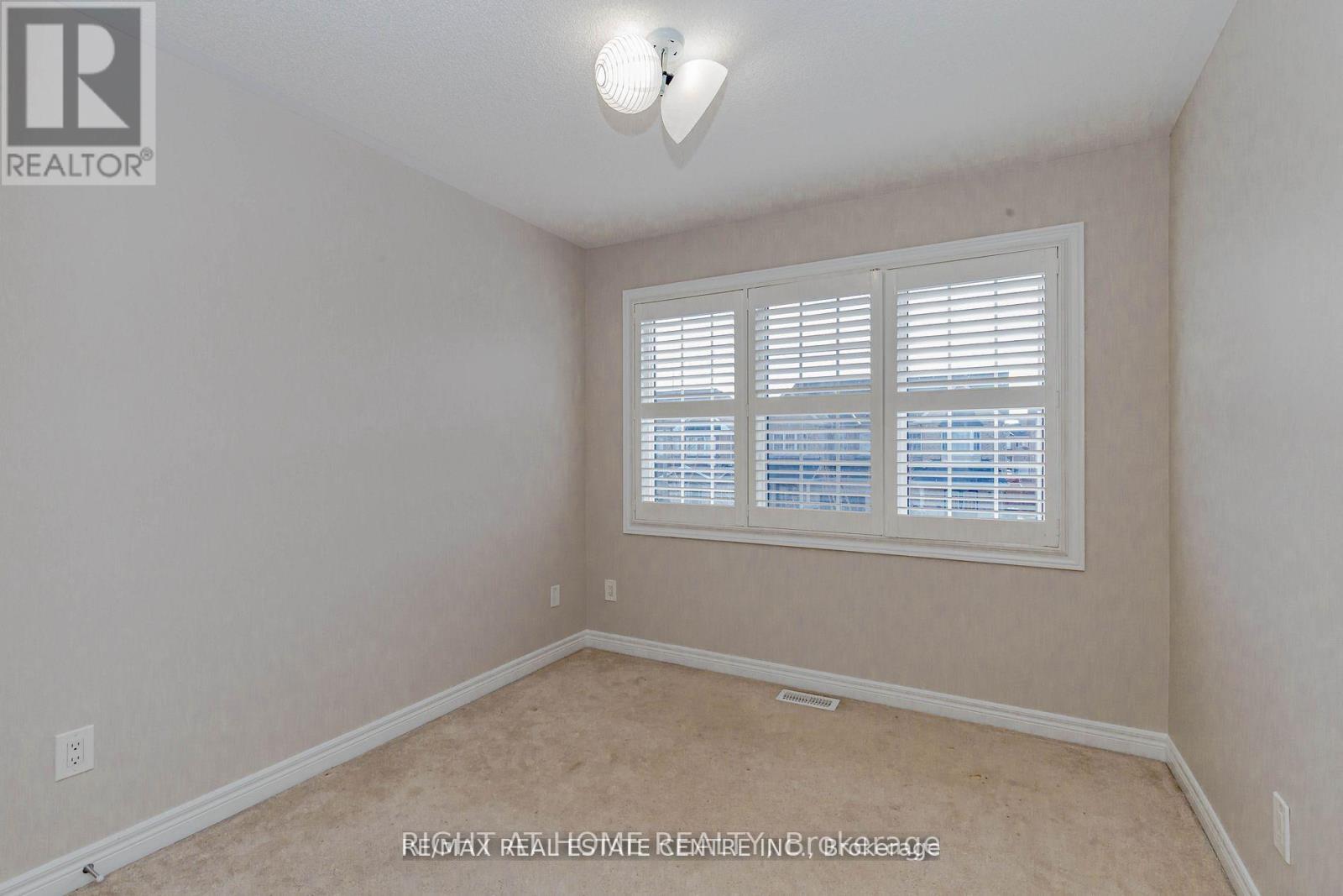 (Upper) - 20 Gower Crescent, Brampton, Ontario  L6R 0Y1 - Photo 18 - W12958490