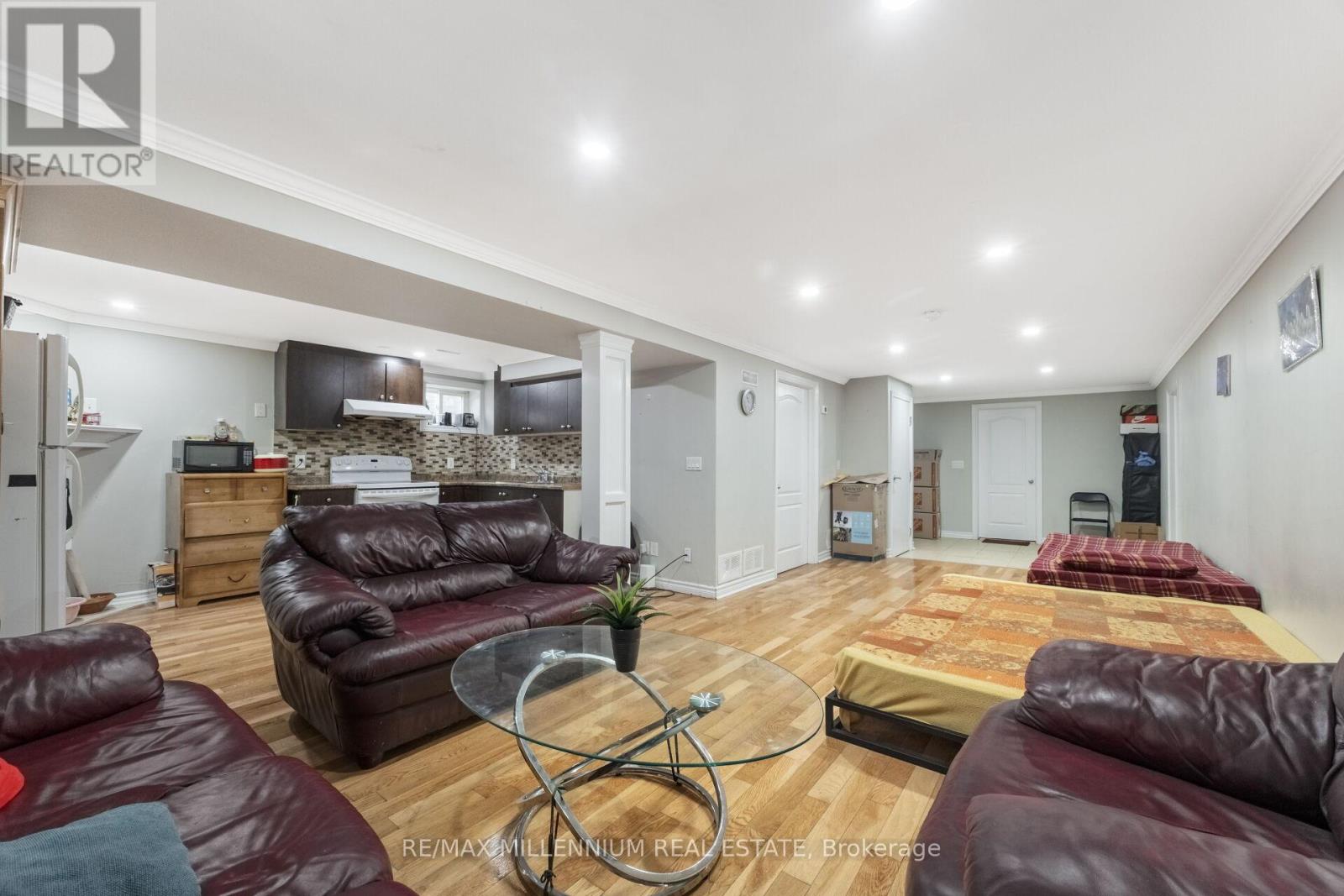 11 Beechwood Crescent, Brampton, Ontario  L6T 1X9 - Photo 26 - W12958496