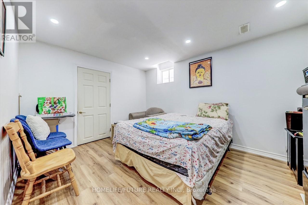 Bsmt - 58 Executive Court, Brampton, Ontario  L6R 0L5 - Photo 11 - W12958526