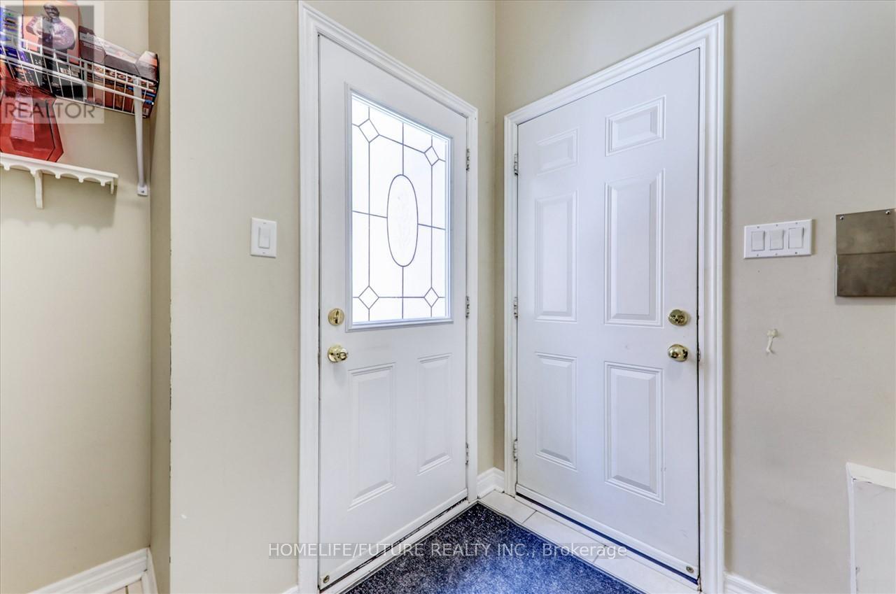 Bsmt - 58 Executive Court, Brampton, Ontario  L6R 0L5 - Photo 13 - W12958526