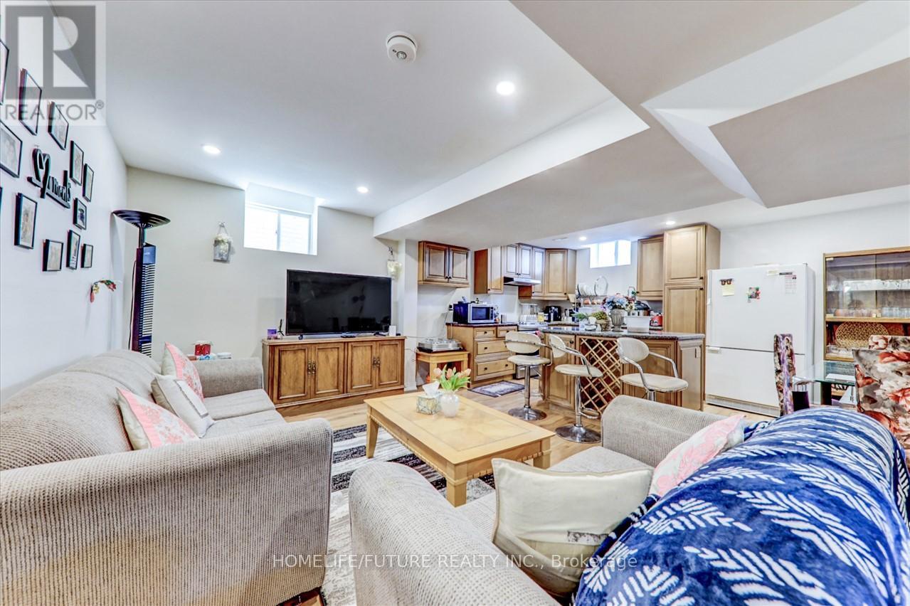 Bsmt - 58 Executive Court, Brampton, Ontario  L6R 0L5 - Photo 5 - W12958526