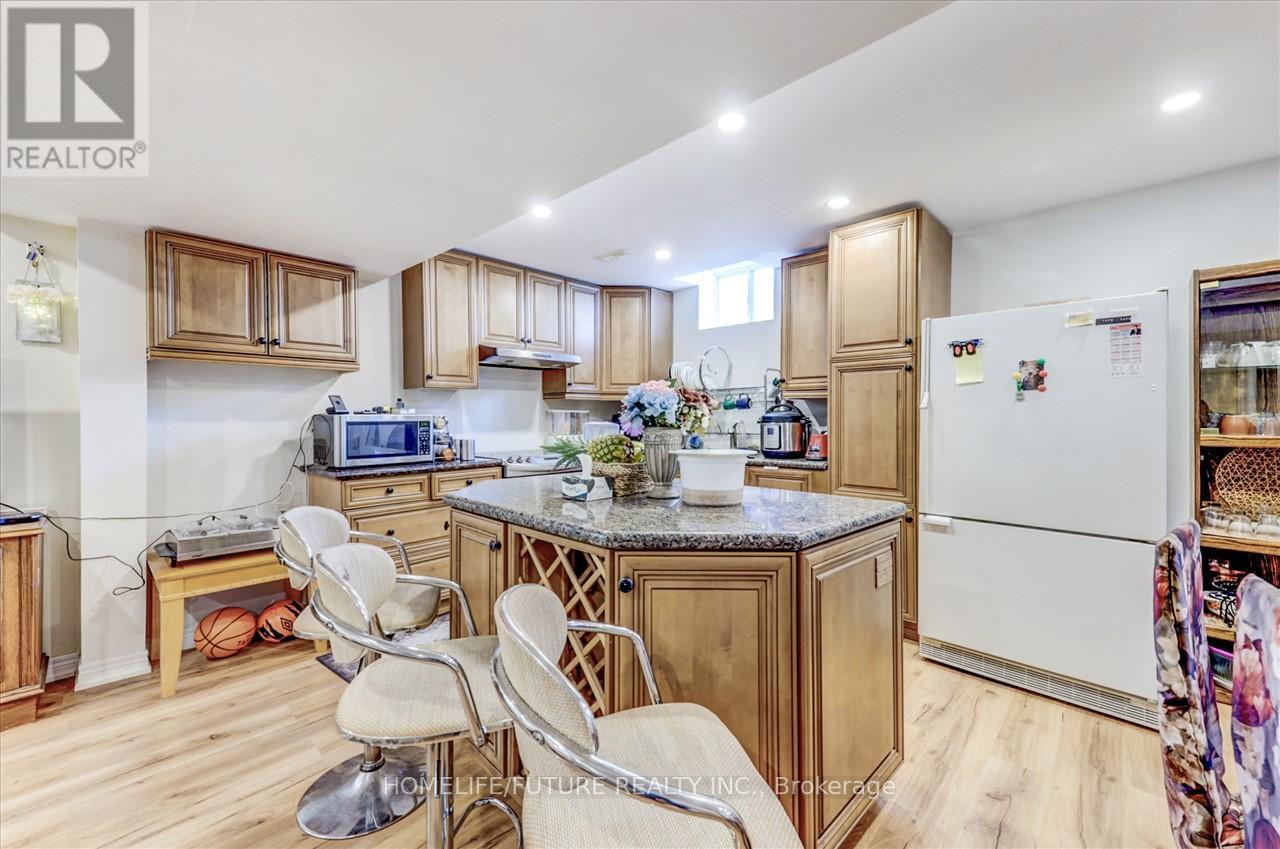 Bsmt - 58 Executive Court, Brampton, Ontario  L6R 0L5 - Photo 6 - W12958526