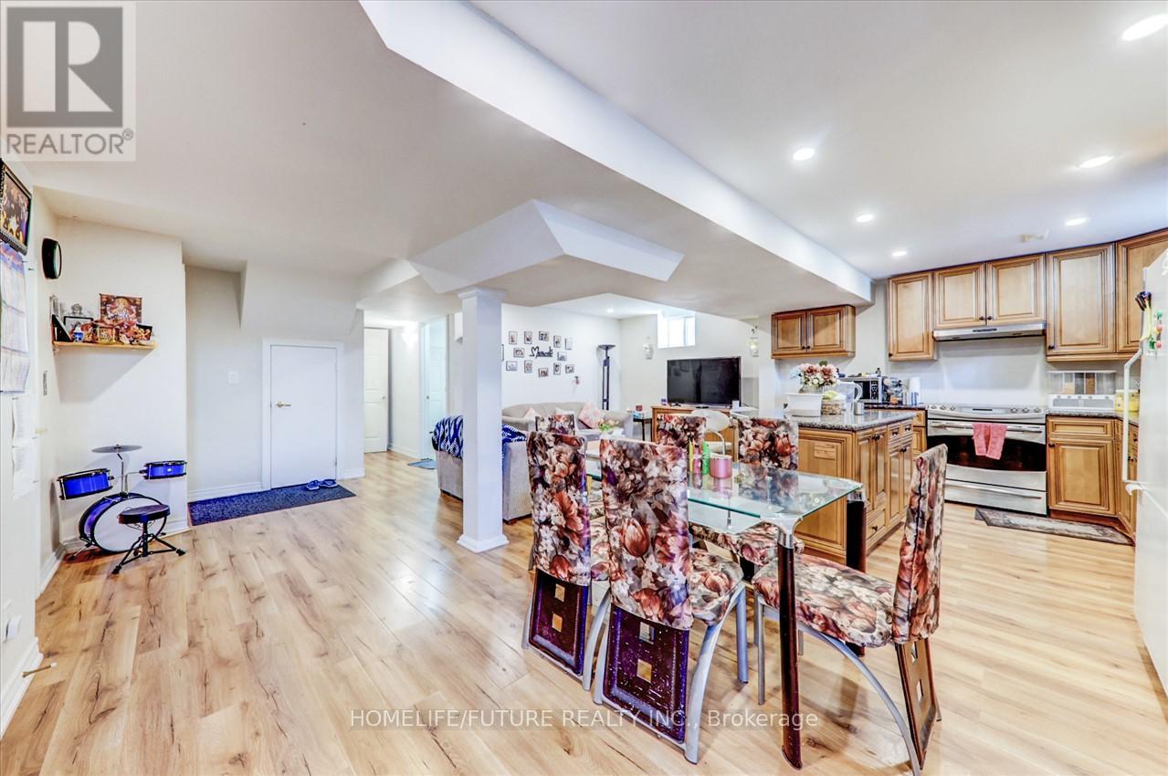 Bsmt - 58 Executive Court, Brampton, Ontario  L6R 0L5 - Photo 9 - W12958526