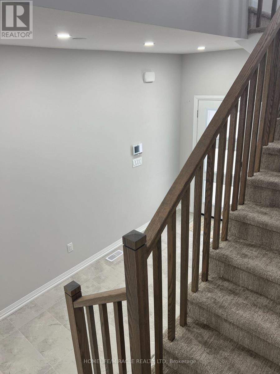 11 Willson Drive, Thorold, Ontario  L2V 0M3 - Photo 25 - X12958498