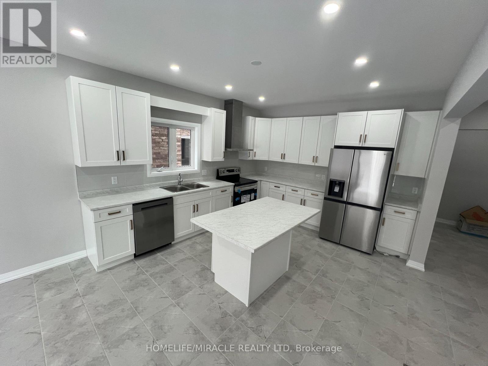 11 Willson Drive, Thorold, Ontario  L2V 0M3 - Photo 6 - X12958498