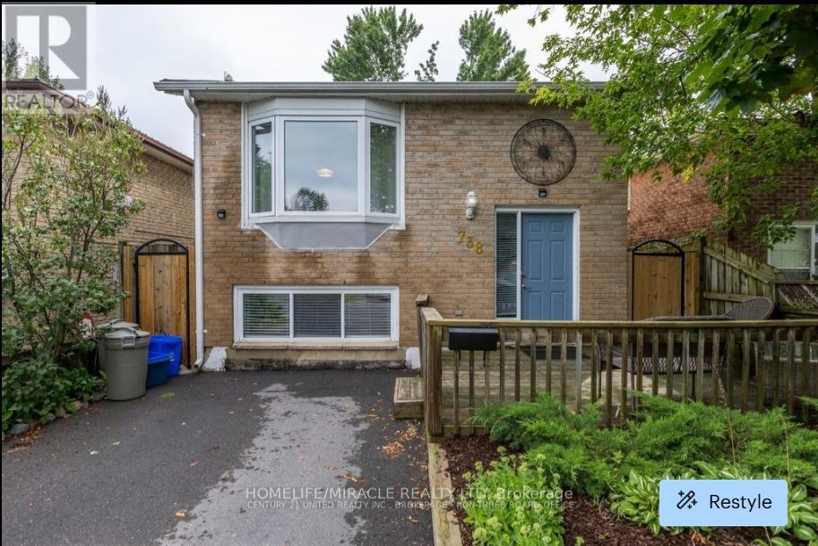 738 MOUNTAIN ASH ROAD, Peterborough, Ontario