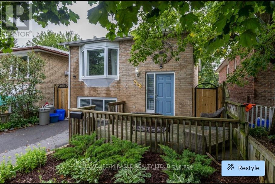 738 Mountain Ash Road, Peterborough, Ontario  K9J 8K1 - Photo 2 - X12958516