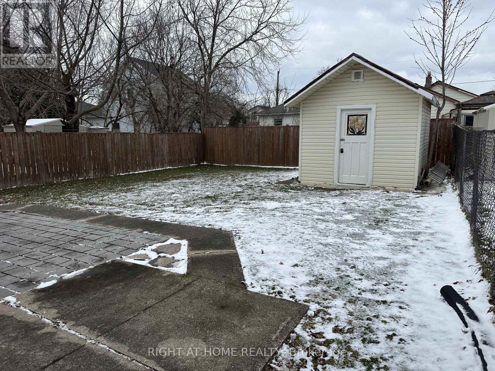 12 Vera Street, St. Catharines, Ontario  L2S 1C4 - Photo 19 - X12897016