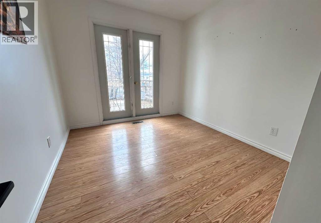 525 4 Avenue, Fox Creek, Alberta  T0H 1P0 - Photo 10 - A2294653