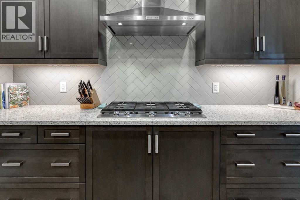 196 Riviera Way, Cochrane, Alberta  T4C 0Y6 - Photo 10 - A2291315