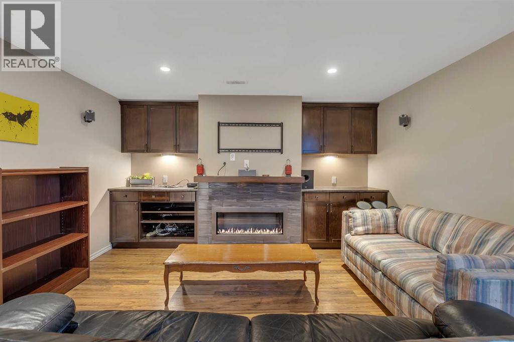 22 Tuscany Ravine Manor NW, Calgary, Alberta  T3L 2W9 - Photo 41 - A2296455