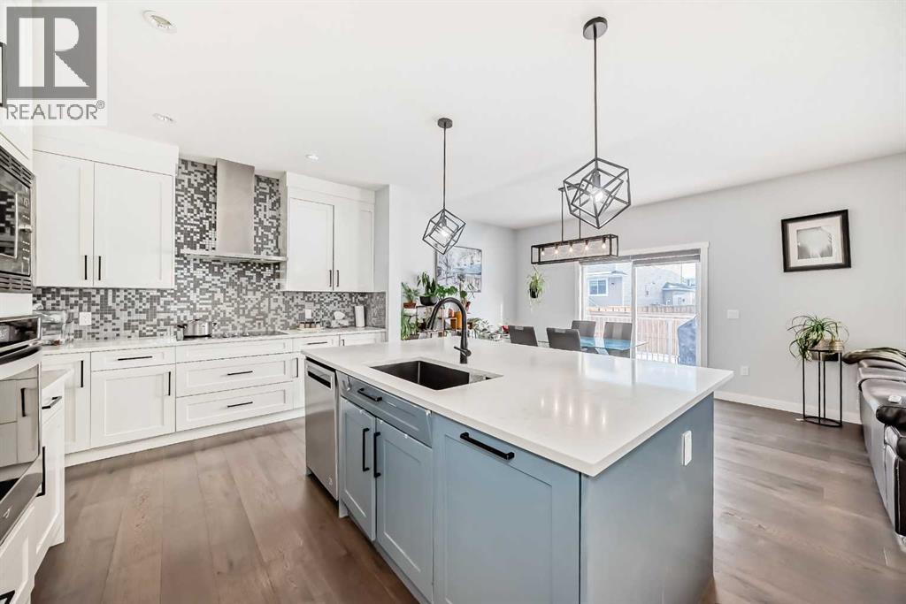 2 Chelsea Bay, Chestermere, Alberta  T1X 1Z3 - Photo 13 - A2298689