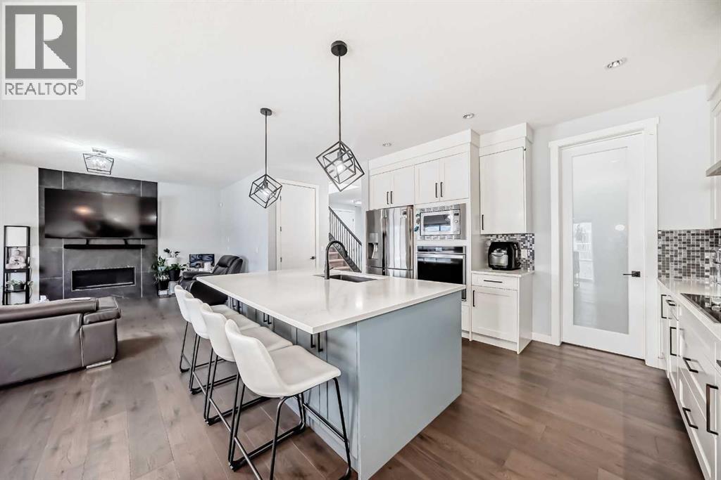 2 Chelsea Bay, Chestermere, Alberta  T1X 1Z3 - Photo 12 - A2298689