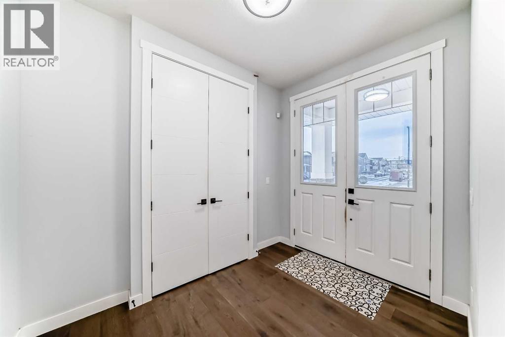 2 Chelsea Bay, Chestermere, Alberta  T1X 1Z3 - Photo 5 - A2298689