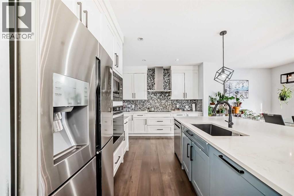 2 Chelsea Bay, Chestermere, Alberta  T1X 1Z3 - Photo 29 - A2298689