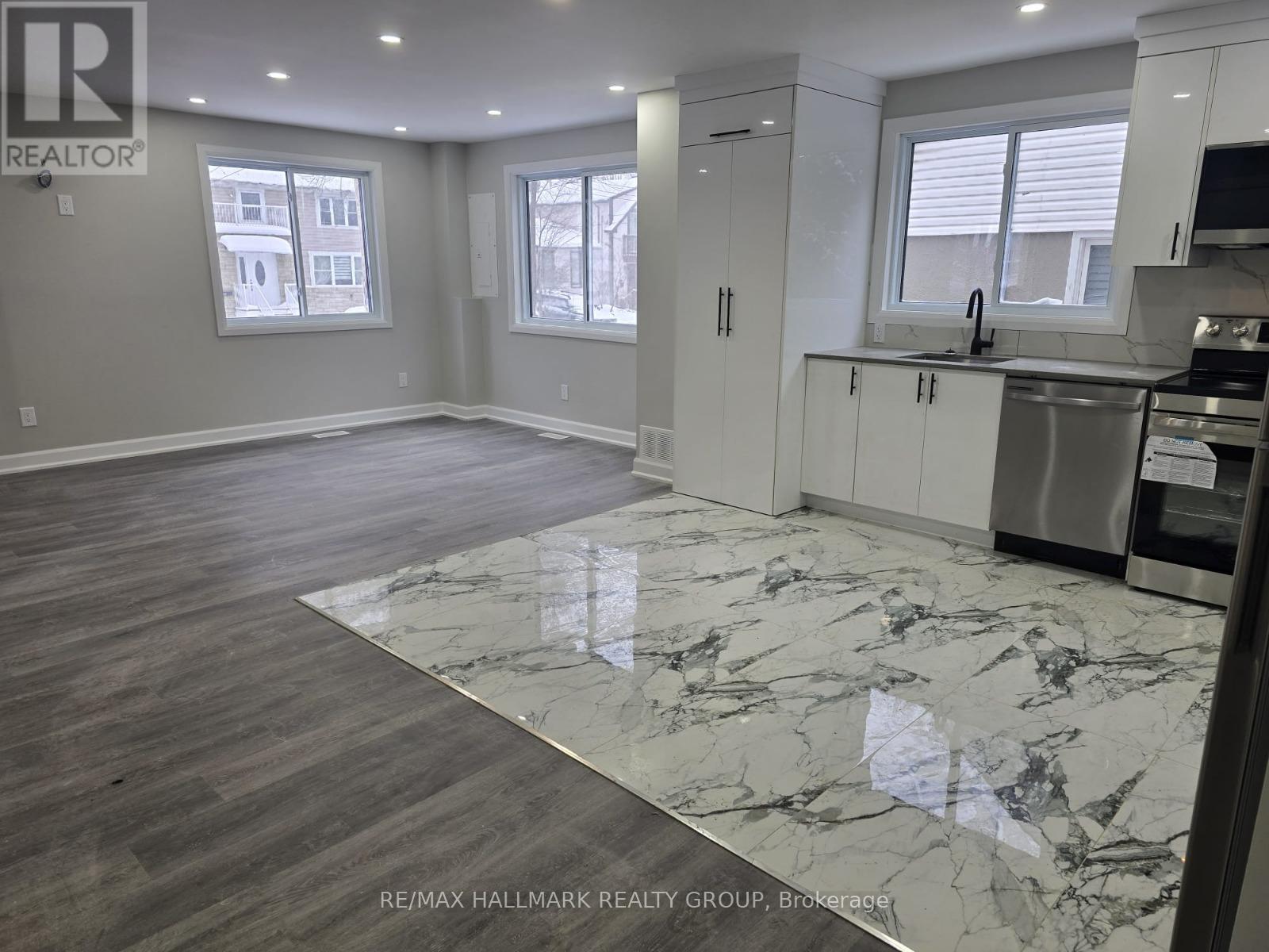 2 - 131 Camelia Avenue, Ottawa, Ontario  K1K 2X5 - Photo 8 - X12958556