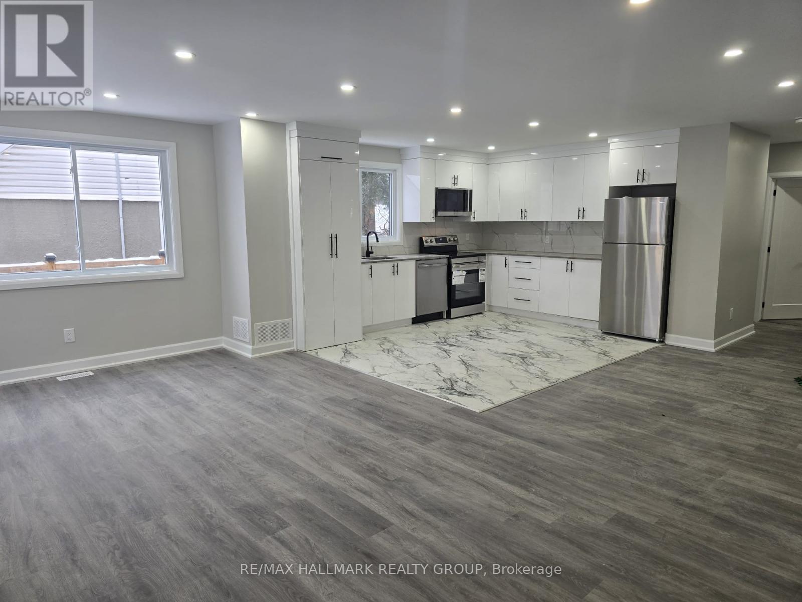 2 - 131 Camelia Avenue, Ottawa, Ontario  K1K 2X5 - Photo 9 - X12958556