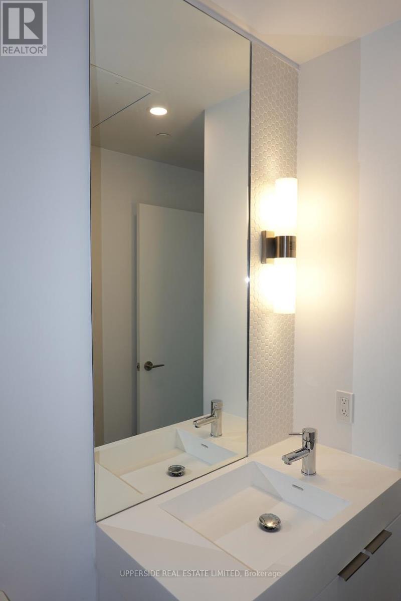 2111 - 33 Helendale Avenue, Toronto, Ontario  M4R 1C5 - Photo 12 - C12958558