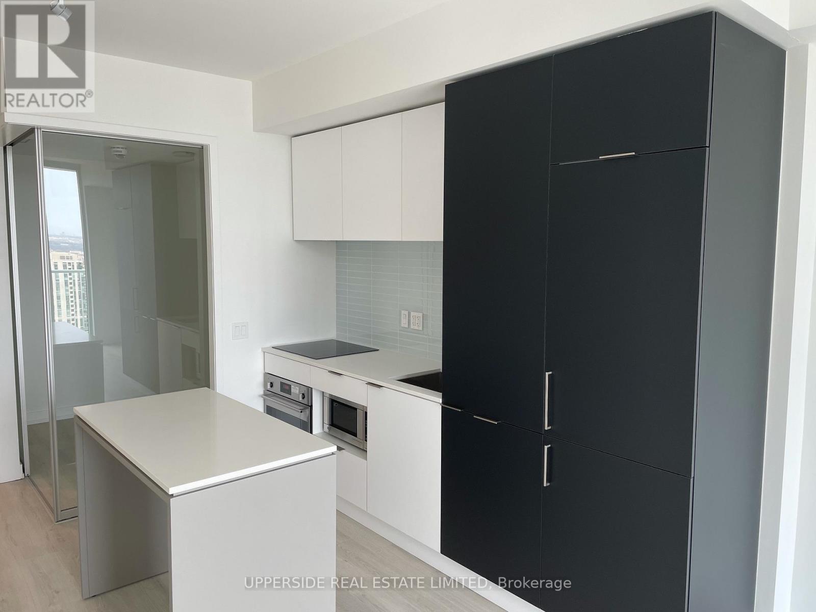 2111 - 33 Helendale Avenue, Toronto, Ontario  M4R 1C5 - Photo 3 - C12958558