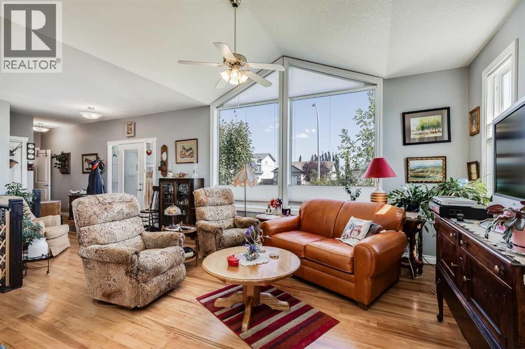 6 Garneau Gate, Carstairs, Alberta  T0M 0N0 - Photo 15 - A2297987